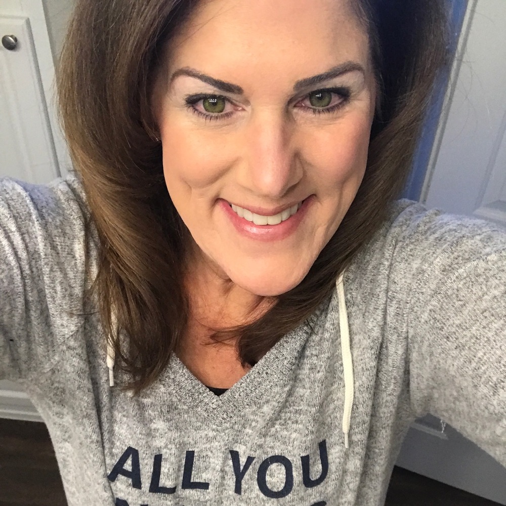 Meet your Posher, Jeannine